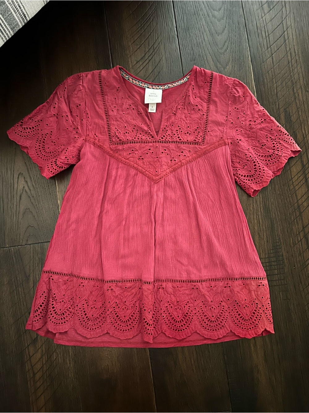 Eyelet V-Neck Women's Top in Deep Rose